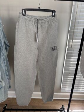 Nike Gray Men's Logo Sweatpants